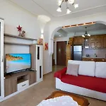 شقة Premium Beachfront فلورا