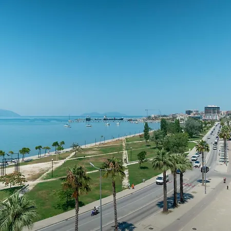 Premium Beachfront شقة