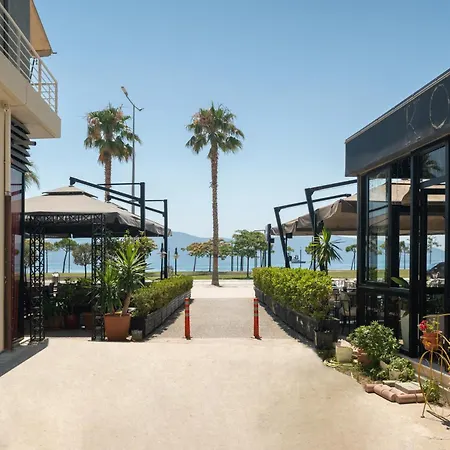 Premium Beachfront 公寓 Vlorë